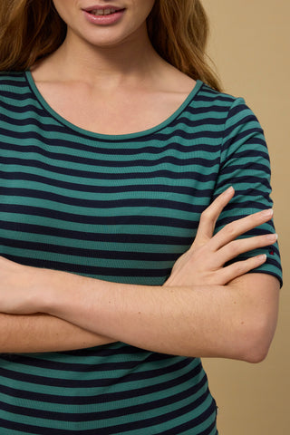 REDGREEN WOMAN Hedy Short Sleeve T-shirt Short Sleeve Tee 176 Mid Green Stripe