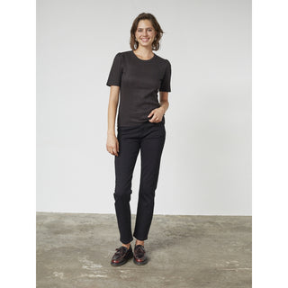 REDGREEN WOMAN Camille Short Sleeve Tee 099 Black