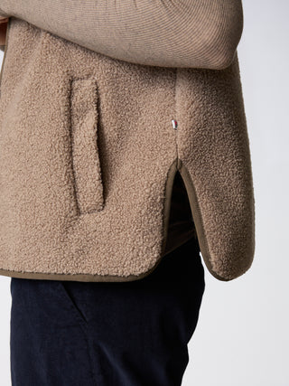 REDGREEN WOMAN Leslie Fleece 025 Dark Sand